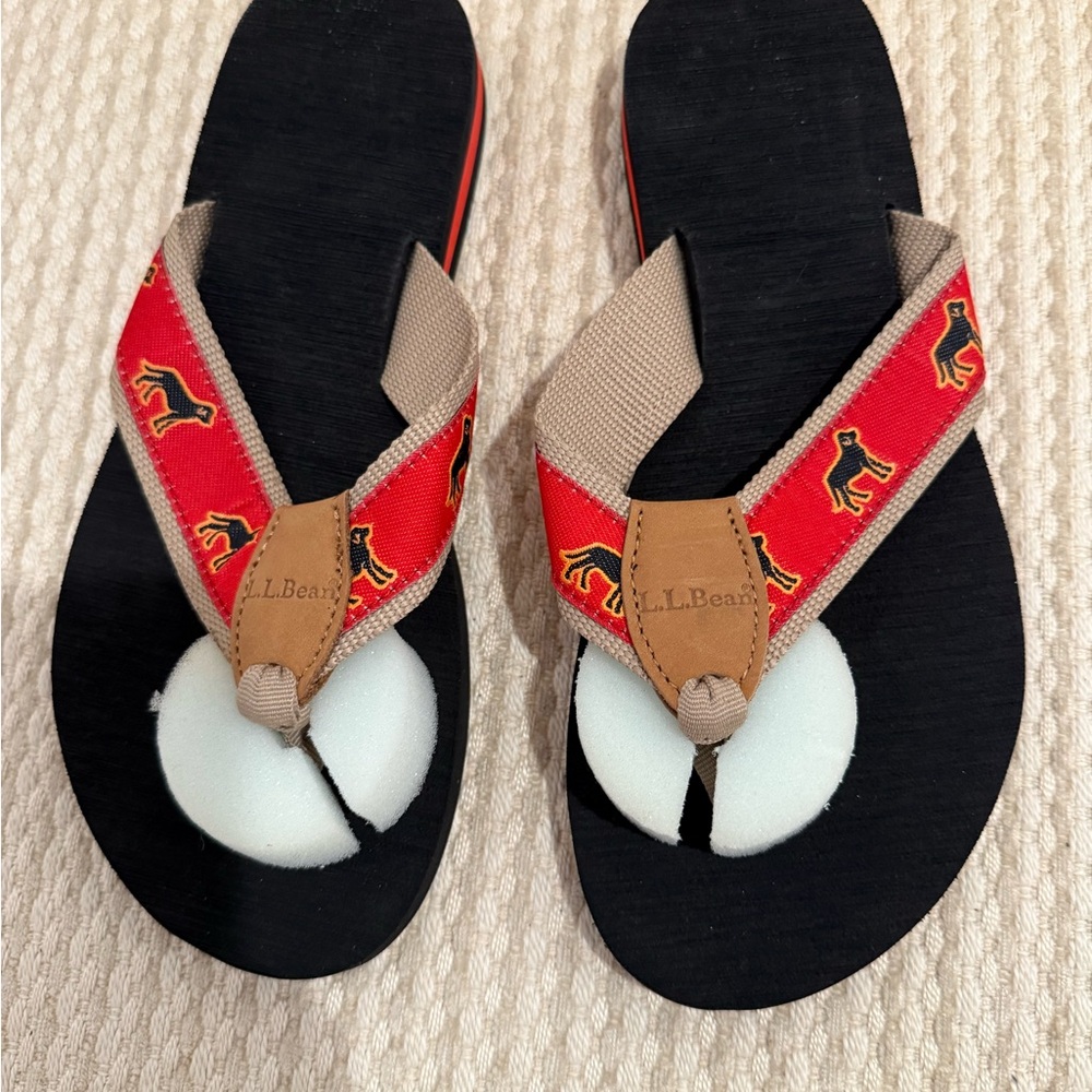 L.L. Bean Red and Black Women's Flip Flops
